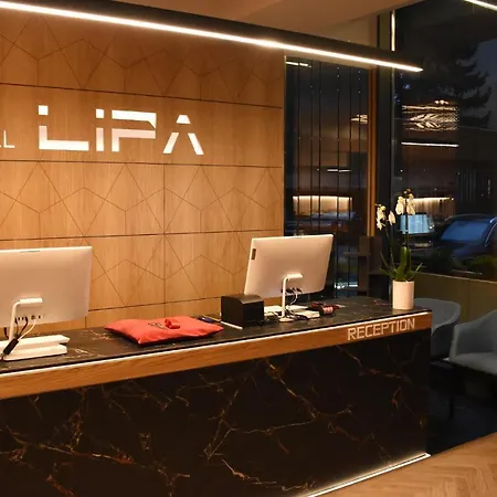Lipa 4*